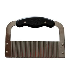 Pampered Chef Crinkle Cutter Garnisher Vegetable Chopper